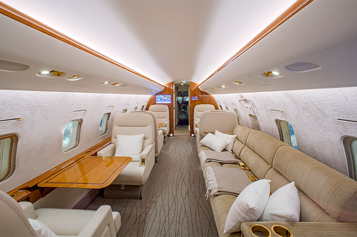 challenger 604 aft fwd