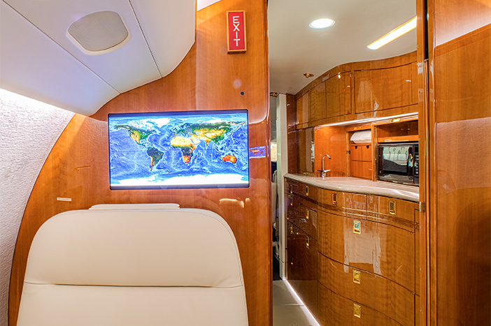 Challenger 604 galley fwd challenger 604 galley fwd