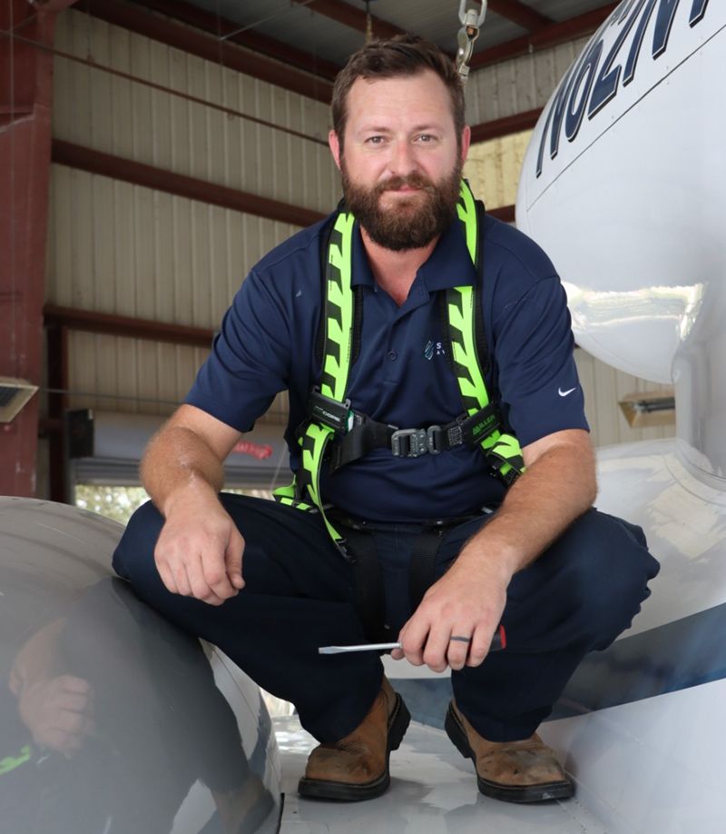 Maintenance technician for Saturn Aviation